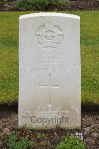 Harrogate (Stonefall) Cemetery - Lee, John Joseph